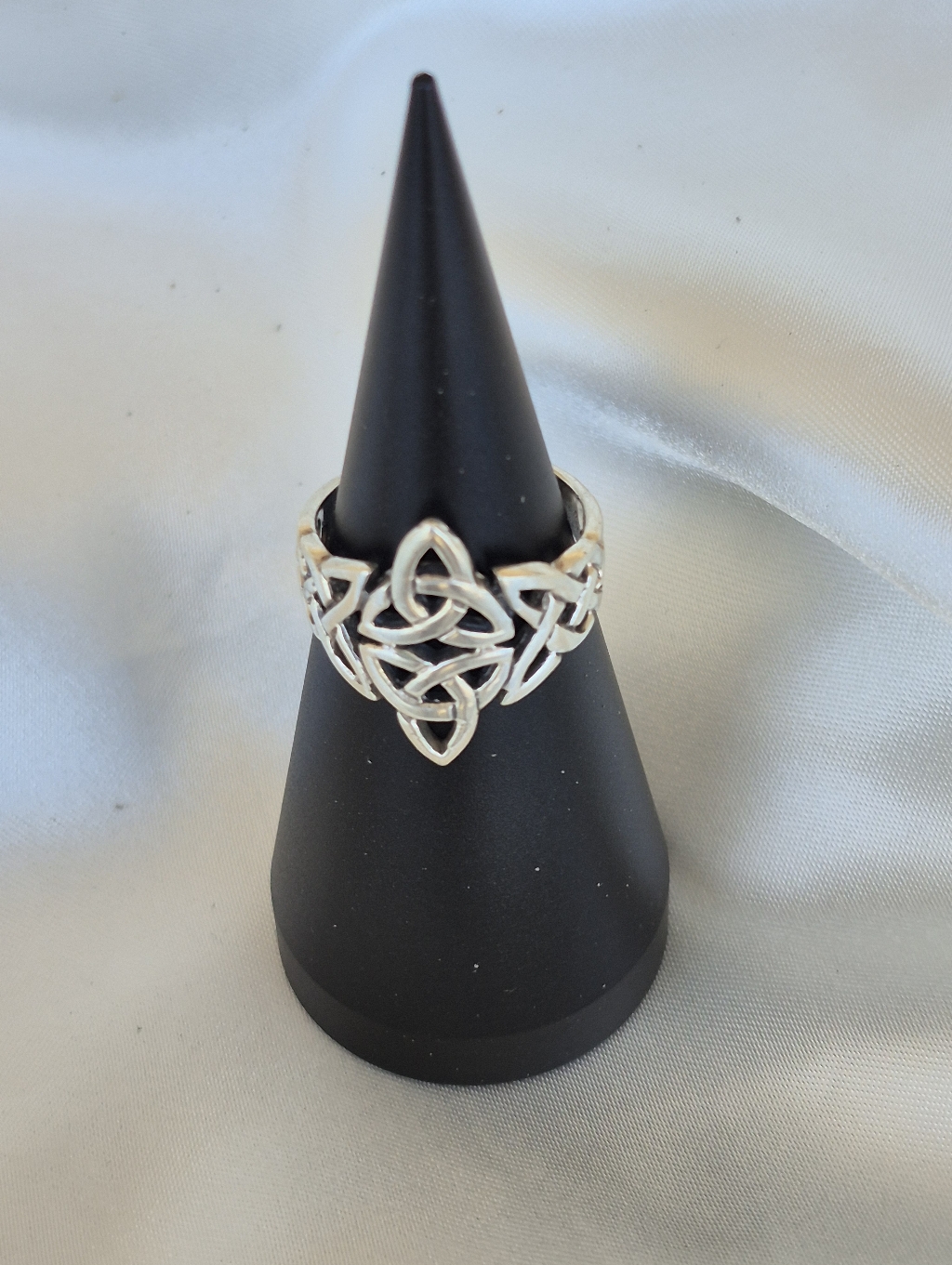 Marked 925 Sterling Silver Celtic Knot Statement Ring - Sz 7